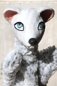 handgefertigte Handpuppe Maus Kunstfigur von der Puppenmacherin & Bildhauerin Valérie Bayol Atelier Figurart i Hamburg Kunst & Kunsthandwerk