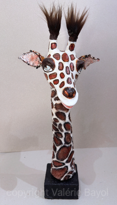 Kopf von Gigi Handpuppen-Giraffe für Therapie und Pädagogie handgefertigt von Valérie Bayol