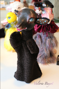 Schwarzes Schaf Ganzansicht - Handgefertigte Tierfigur