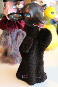 Schwarze Schaf-Handpuppe Ensemble mit Ente - Figurenbau Valérie Bayol